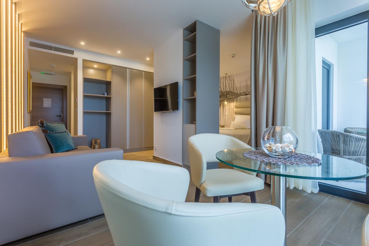 Apartments Marina Novi Novi Vinodolski Buitenkant foto