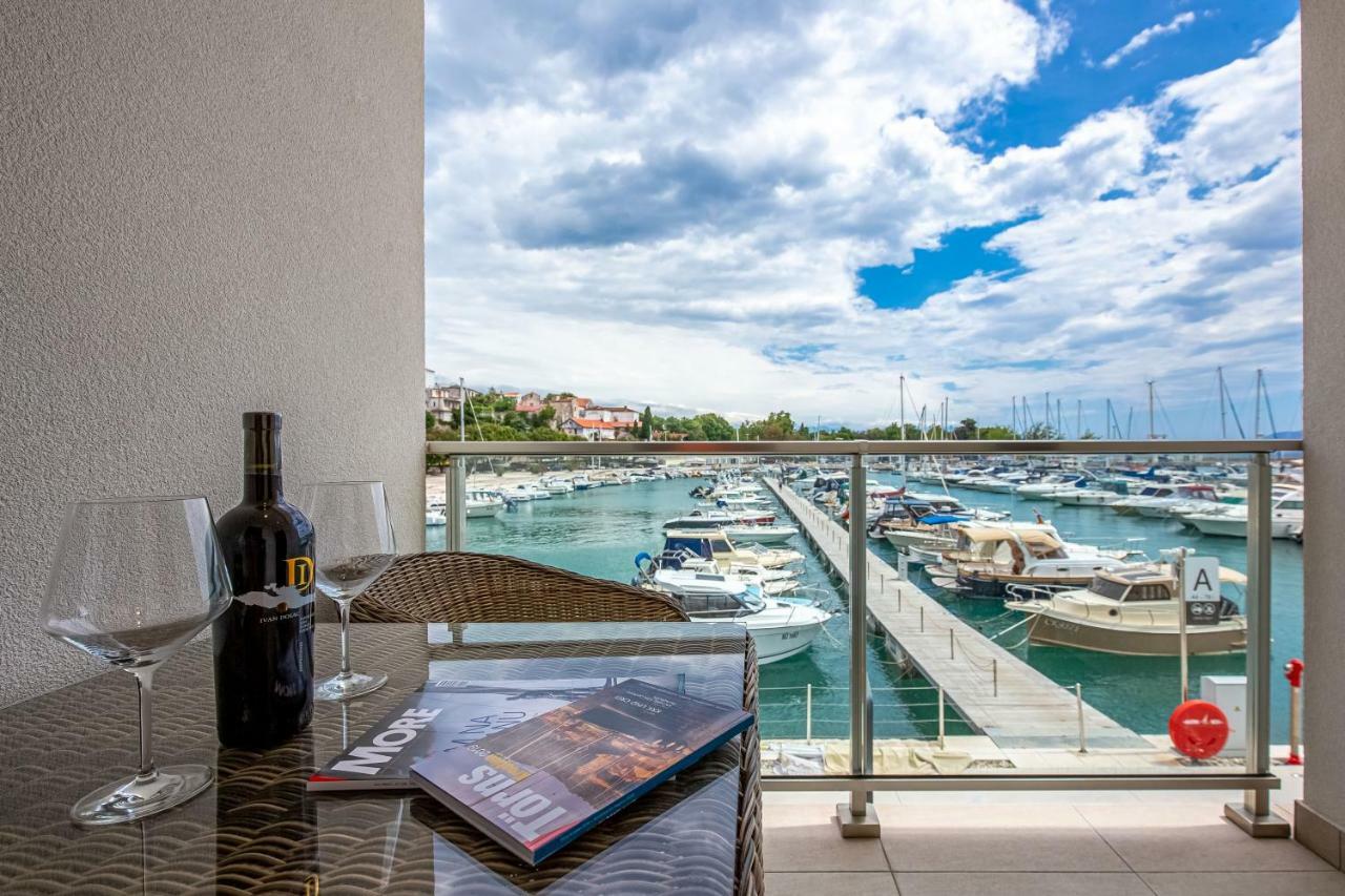 Apartments Marina Novi Novi Vinodolski Buitenkant foto